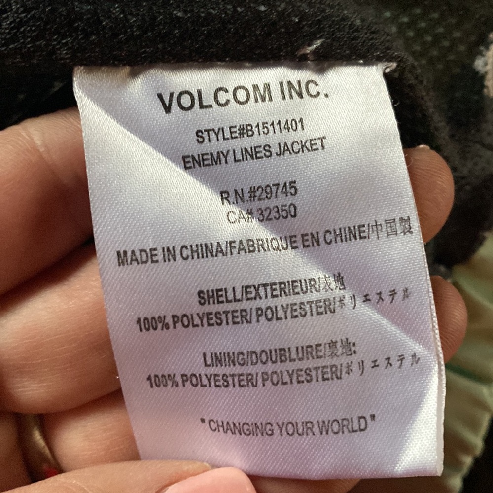 Volcom Jacket - image 6